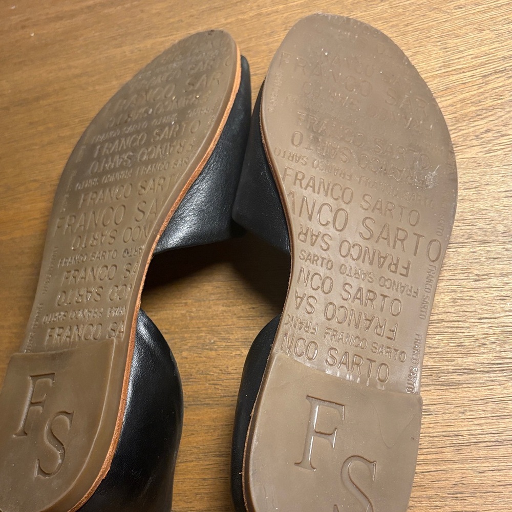 Franco Sarto Black Leather Flats - Picture 3 of 5